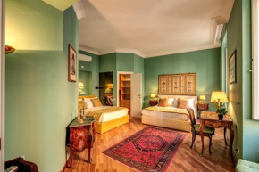 CIR 6380 V Twin B Stylish Renovated Flat in Vatican Area